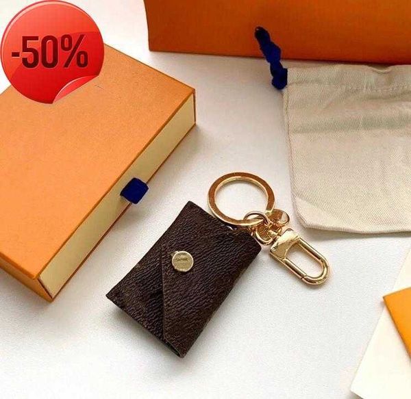 keychains lanyards designer letter wallet keychain keyring fashion purse pendant car chain charm brown flower mini bag trinket gifts accesso, Silver
keychains lanyards designer letter wallet keychain keyring fashion purse pendant car chain charm brown flower mini bag trinket gifts accesso, Silver
