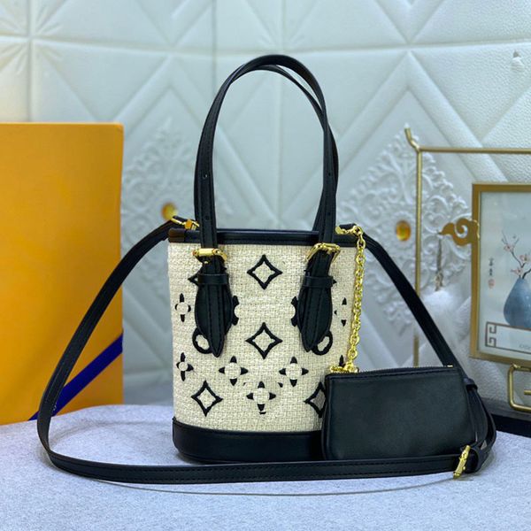 5a luxury designer totes bag womens premium genuine leather old flower handheld crossbody bag retro embroidered cotton mini bucket shoulder
5a luxury designer totes bag womens premium genuine leather old flower handheld crossbody bag retro embroidered cotton mini bucket shoulder