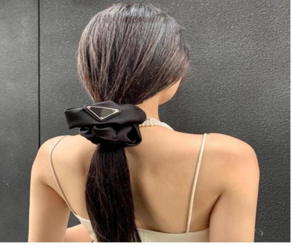 designer nylon elastic headbands hair rubber bands pony tails holder for women fashion silk girls tiaras sports fitness party outd1445834, Golden;silver
designer nylon elastic headbands hair rubber bands pony tails holder for women fashion silk girls tiaras sports fitness party outd1445834, Golden;silver