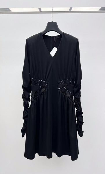 milan runway dress 2023 new spring v neck long sleeve sequins designer dresses brand same style dress 010446495277, Black
milan runway dress 2023 new spring v neck long sleeve sequins designer dresses brand same style dress 010446495277, Black