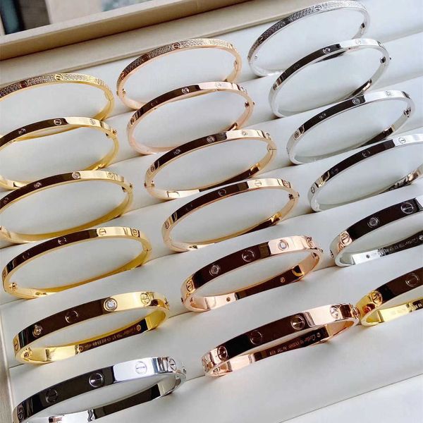 fashion carti designer classic screw pattern bracelet 925 sterling silver plated 18k gold wide narrow edition four diamond six one word, Golden;silver
fashion carti designer classic screw pattern bracelet 925 sterling silver plated 18k gold wide narrow edition four diamond six one word, Golden;silver
