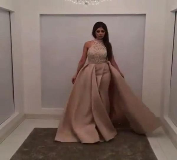 2017 prom dresses high neck beaded lace light champagne gowns with overskirt and split pageant dresses8289698, Black
2017 prom dresses high neck beaded lace light champagne gowns with overskirt and split pageant dresses8289698, Black