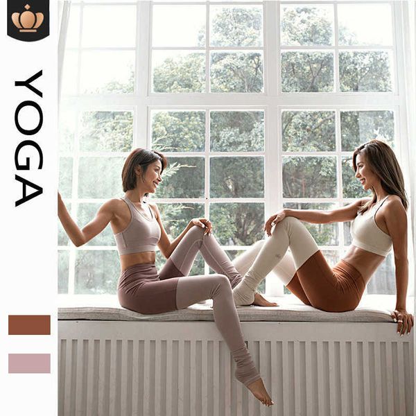 alo yoga pants high waist and hip lifting sports pants panel contrast color yoga exercise mid waist fitness, White;red
alo yoga pants high waist and hip lifting sports pants panel contrast color yoga exercise mid waist fitness, White;red