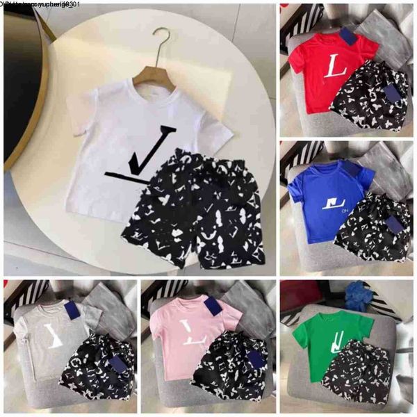 2pics baby set kids sets kid designer clothers toddler t shirt clothing boys girl tracksuits short sleeve suits luxury summer classic print, White
2pics baby set kids sets kid designer clothers toddler t shirt clothing boys girl tracksuits short sleeve suits luxury summer classic print, White