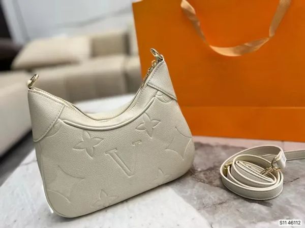 luxury tote handbags crossbody bag women leather shoulder bag designers clutch bag embossed underarm bags designer cross body hobo satchel b
luxury tote handbags crossbody bag women leather shoulder bag designers clutch bag embossed underarm bags designer cross body hobo satchel b
