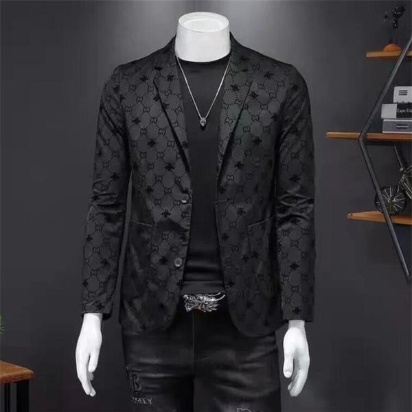 autumn 2023 new luxury men's suit korean edition slim fit embroidery men's suit european station youth convenience west 281q, White;black
autumn 2023 new luxury men's suit korean edition slim fit embroidery men's suit european station youth convenience west 281q, White;black