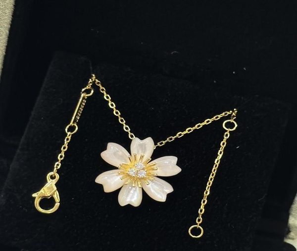 luxury pendant necklace rose de noel brand designer sterling silver white mother of pearl flower charm short chain necklace wi9132365
luxury pendant necklace rose de noel brand designer sterling silver white mother of pearl flower charm short chain necklace wi9132365