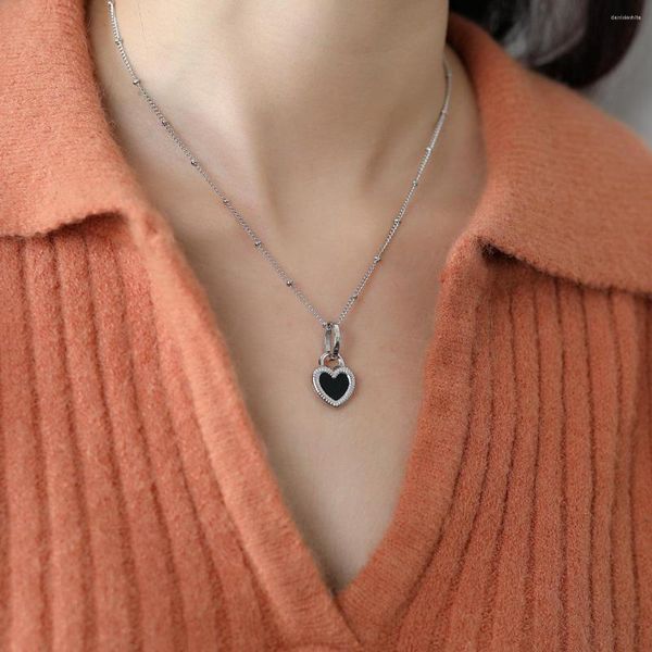 pendant necklaces key lock chain heart shaped creative shell necklace for women stainless steel black and white double sided, Silver
pendant necklaces key lock chain heart shaped creative shell necklace for women stainless steel black and white double sided, Silver