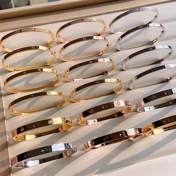 fashion carti designer bracelet 925 sterling silver plated 18k gold classic screw pattern one word wide narrow four diamond six diamond full, Golden;silver
fashion carti designer bracelet 925 sterling silver plated 18k gold classic screw pattern one word wide narrow four diamond six diamond full, Golden;silver