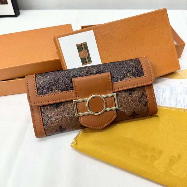 handbag women's new versatile handbag long wallet zipper phone bag fashion small bag with box, Red;black
handbag women's new versatile handbag long wallet zipper phone bag fashion small bag with box, Red;black