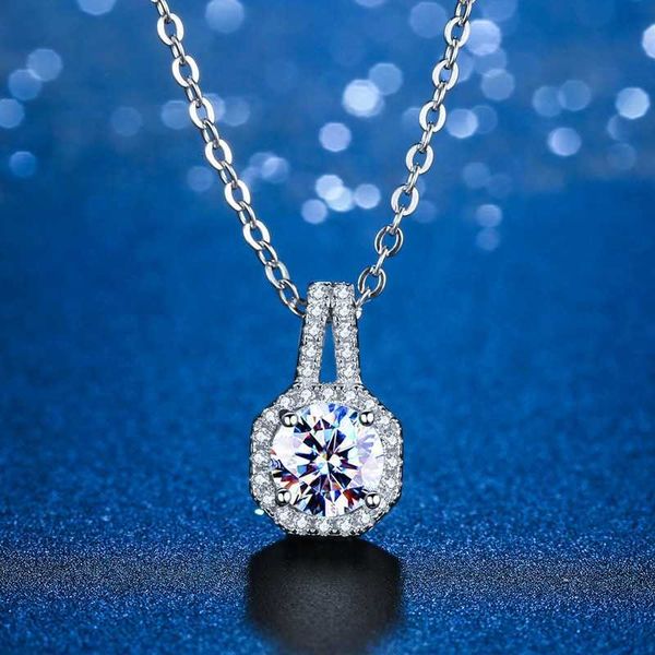 luxury tiff fashion brand jewelry mossan diamond square pendant t home accessories zircon micro inlaid super flash classic clavicle chain qu, Black
luxury tiff fashion brand jewelry mossan diamond square pendant t home accessories zircon micro inlaid super flash classic clavicle chain qu, Black