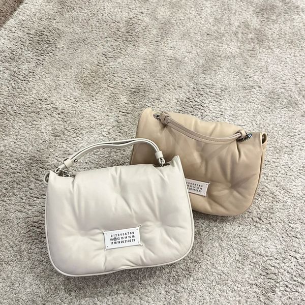 womens mens luxurys margiela bags designer cross body handbags classic shoulder bags genuine leather chain totes bag summer travel vacation
womens mens luxurys margiela bags designer cross body handbags classic shoulder bags genuine leather chain totes bag summer travel vacation