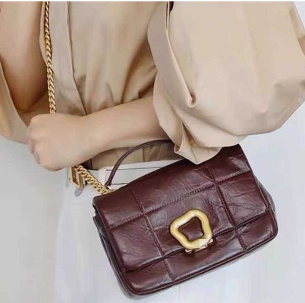 songmont medium small high edition chocolate series women's large capacity portable oblique span bag personalized bag2023
songmont medium small high edition chocolate series women's large capacity portable oblique span bag personalized bag2023