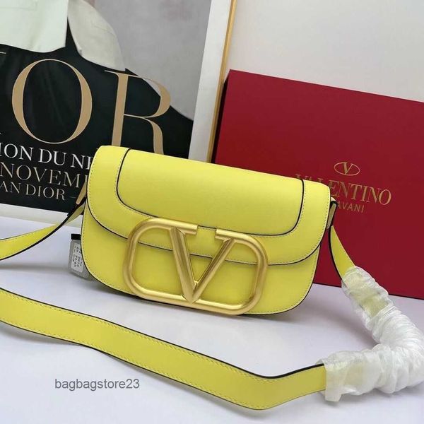 buckle mini flap valentiino bags cowhide lady designer square bag metal high beauty small saddle with large one shoulder crossbody women
buckle mini flap valentiino bags cowhide lady designer square bag metal high beauty small saddle with large one shoulder crossbody women