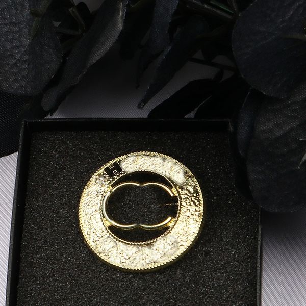 classical brooch designer letter retro gift gold color pins women fashion broche large beads female clothes suit alloy brooch for hats class, Gray
classical brooch designer letter retro gift gold color pins women fashion broche large beads female clothes suit alloy brooch for hats class, Gray