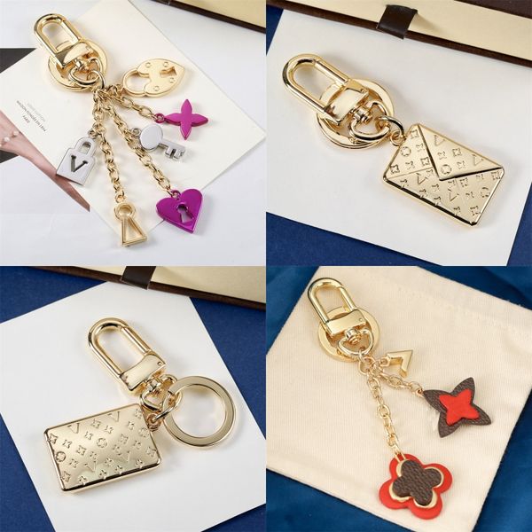 women designer keychains fashion golden letters flowers lock lanyards for mens womens lovers cars bags anti-lost key chain keyrings, Silver
women designer keychains fashion golden letters flowers lock lanyards for mens womens lovers cars bags anti-lost key chain keyrings, Silver