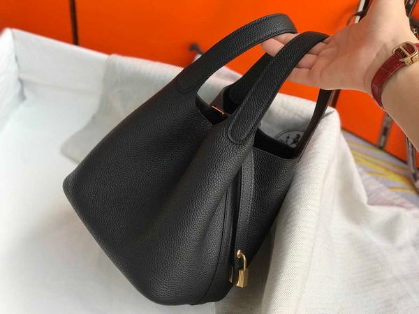 women's handbag single shoulder bag ladies picotin lock totes bayswater large genuine designer leather cowhide portable commuter luxury
women's handbag single shoulder bag ladies picotin lock totes bayswater large genuine designer leather cowhide portable commuter luxury