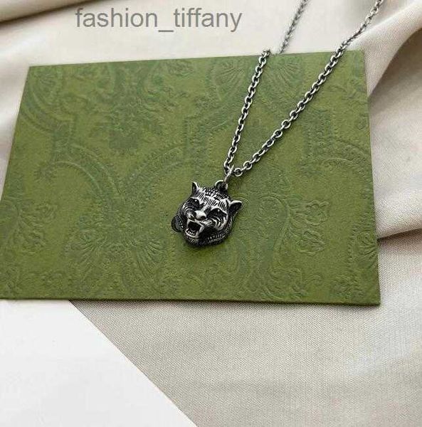 luxury 925 sterling silver choker necklace designer tiger jewelry cuban chain stainless steel double letter wolf pendants for men hip hop
luxury 925 sterling silver choker necklace designer tiger jewelry cuban chain stainless steel double letter wolf pendants for men hip hop