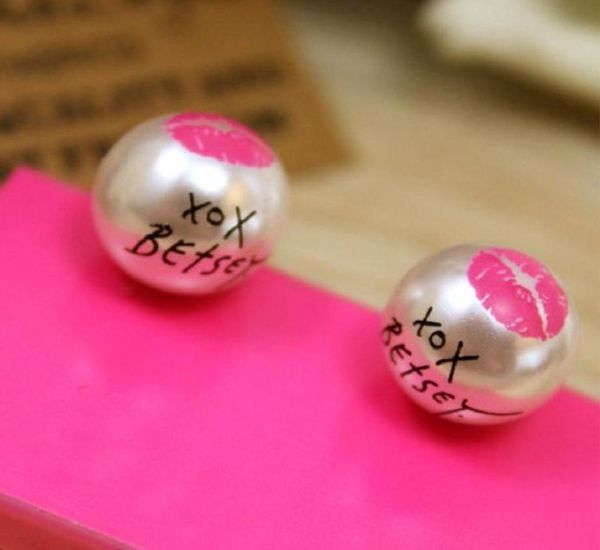 25pairslot women girls fashion jewelry round faux pearl red lip printed ear stud earrings 2x mhm23414650149850331, Golden;silver
25pairslot women girls fashion jewelry round faux pearl red lip printed ear stud earrings 2x mhm23414650149850331, Golden;silver