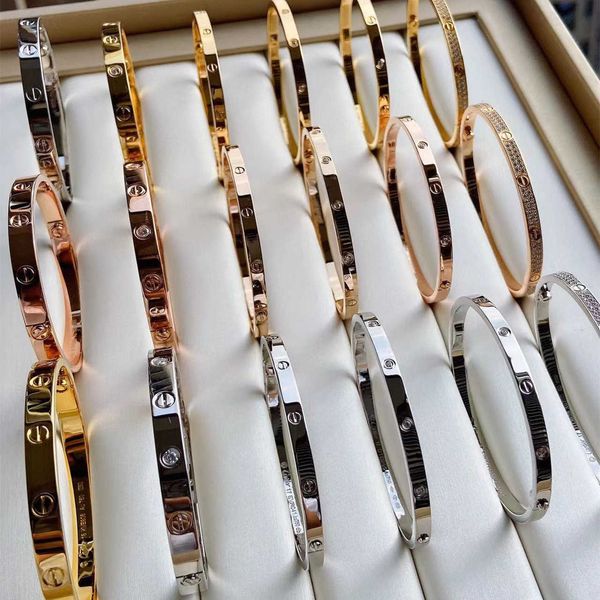 fashion carti designer bracelet 925 sterling silver plated 18k gold wide narrow full diamond six diamond four diamond smooth face all sky st, Golden;silver
fashion carti designer bracelet 925 sterling silver plated 18k gold wide narrow full diamond six diamond four diamond smooth face all sky st, Golden;silver