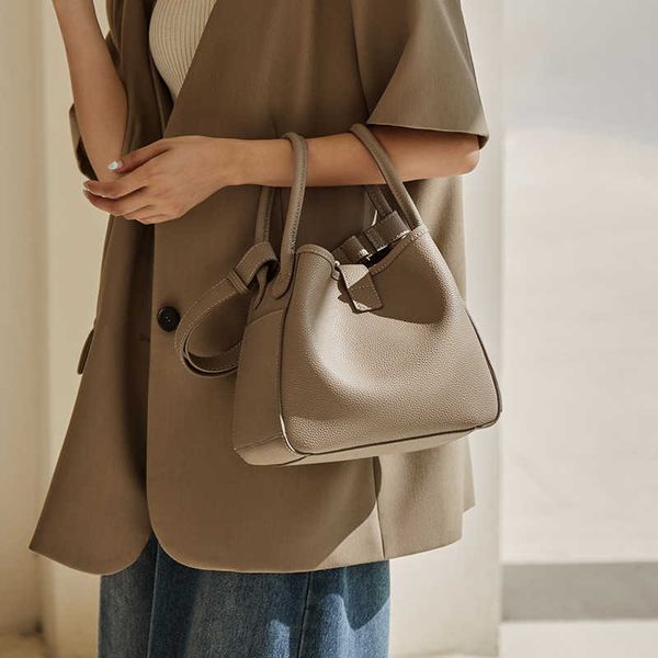 designer h ermes picotin lock tote bags for sale niche design bag 2023 new vegetable basket childrens crossbody womens su with real logo
designer h ermes picotin lock tote bags for sale niche design bag 2023 new vegetable basket childrens crossbody womens su with real logo