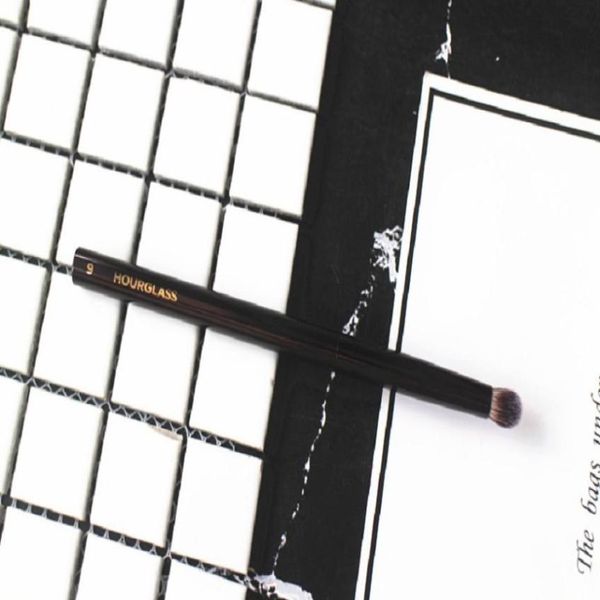 hourglass 9 domed shadow makeup brush eye highlighting cosmetic single brushes synthetic fiber eyeshadow powder brush5544678
hourglass 9 domed shadow makeup brush eye highlighting cosmetic single brushes synthetic fiber eyeshadow powder brush5544678