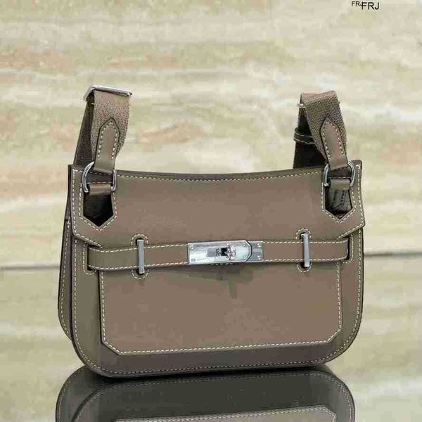 jypsieres bags 2023 springsummer new genuine leather womens mini gypsy saddle fashion commuter one shoulder crossbody underarm have logo frj
jypsieres bags 2023 springsummer new genuine leather womens mini gypsy saddle fashion commuter one shoulder crossbody underarm have logo frj