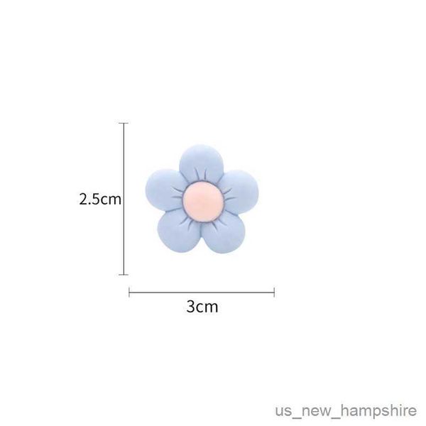 decorations little flower outlet small daisy air conditioning clip car interior decoration gift for girl set r230811
decorations little flower outlet small daisy air conditioning clip car interior decoration gift for girl set r230811