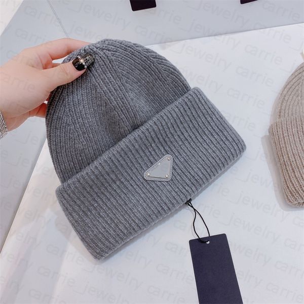knitted hat beanie cap designer skull caps for man woman winter hats 5 color quality, Blue;gray
knitted hat beanie cap designer skull caps for man woman winter hats 5 color quality, Blue;gray