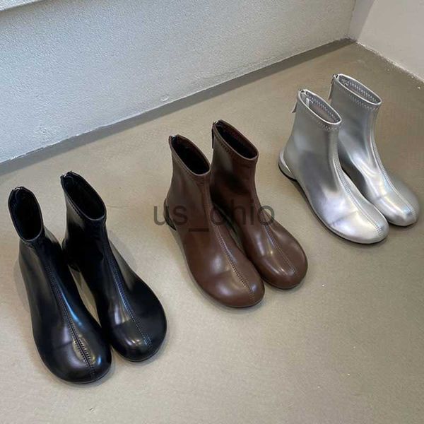 boots 2023 new brand women ankle boots fashion round toe back zipper ladies elegant short boots low heel dress chelsea black shoes j230811
boots 2023 new brand women ankle boots fashion round toe back zipper ladies elegant short boots low heel dress chelsea black shoes j230811