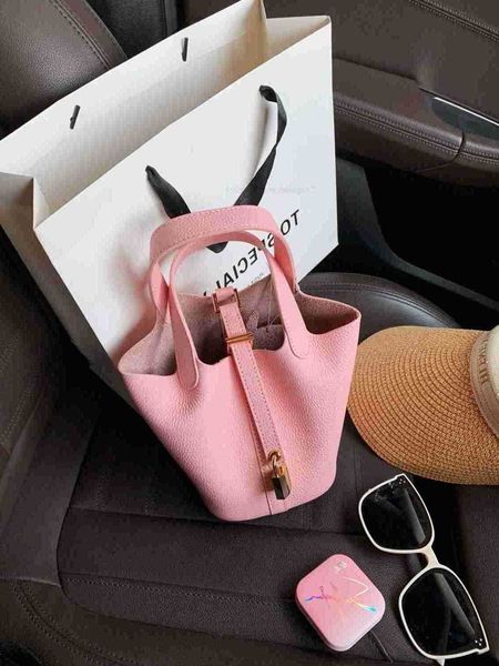 designer handbag picotin lock cargo her bags pink genuine leather versatile bucket bag for women with large capacity niche portable vegetabl
designer handbag picotin lock cargo her bags pink genuine leather versatile bucket bag for women with large capacity niche portable vegetabl