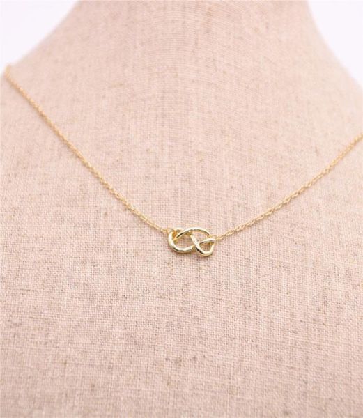 grand cross knot pendant necklace cartoonish cross knot pendant necklace designed for women retail and whole mix7866897, Silver
grand cross knot pendant necklace cartoonish cross knot pendant necklace designed for women retail and whole mix7866897, Silver