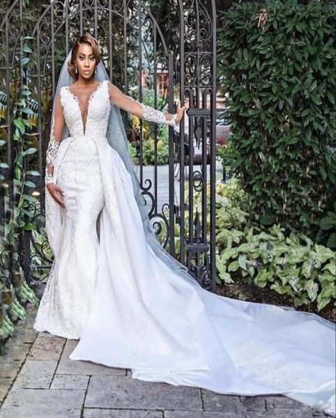 2021 designer lace wedding dresses mermaid overskirt detachable train long sleeves bridal gowns with deep v neck gorgeous wed3621605, White
2021 designer lace wedding dresses mermaid overskirt detachable train long sleeves bridal gowns with deep v neck gorgeous wed3621605, White
