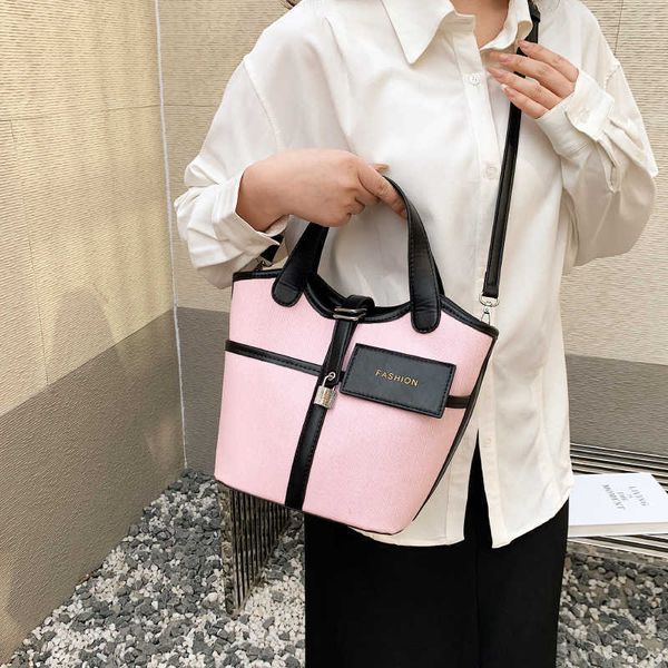 luxury h ermes vegetable tote bags online shop large capacity bag womens 2023 summer new fashion portable bucket trend contrast color one sh
luxury h ermes vegetable tote bags online shop large capacity bag womens 2023 summer new fashion portable bucket trend contrast color one sh