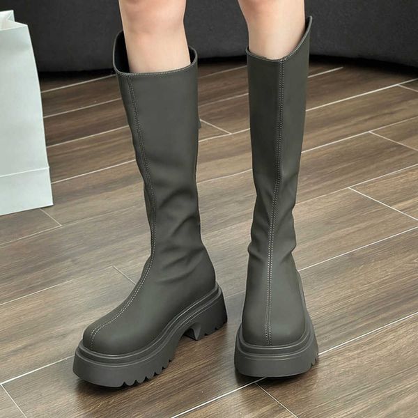 2023 autumn new fashion british style v-cut knee length boots women's irregular thin knight boots 230811, Black
2023 autumn new fashion british style v-cut knee length boots women's irregular thin knight boots 230811, Black