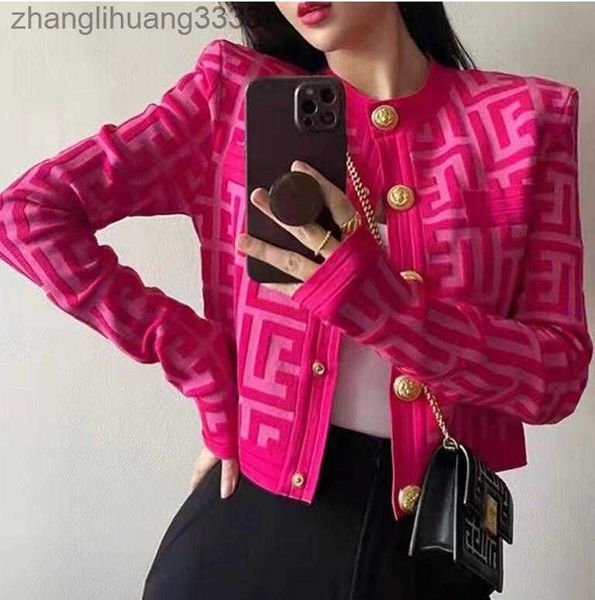 quality fashion designer sweaters geometric patterns apes cardigan long sleeve single breasted contrast color button knitted sweaters, White;black
quality fashion designer sweaters geometric patterns apes cardigan long sleeve single breasted contrast color button knitted sweaters, White;black
