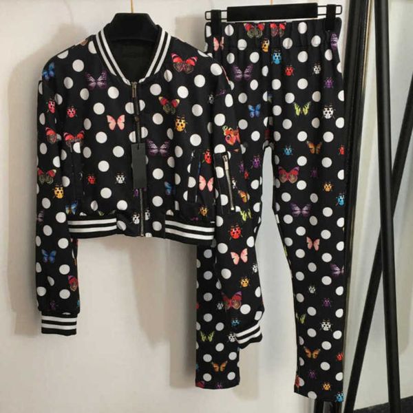 autumn women two piece pants long sleeve jacket slim fit leggings 2 piece suit printed logo brand baseball jacket tracksuits hoodie suit wom, White
autumn women two piece pants long sleeve jacket slim fit leggings 2 piece suit printed logo brand baseball jacket tracksuits hoodie suit wom, White