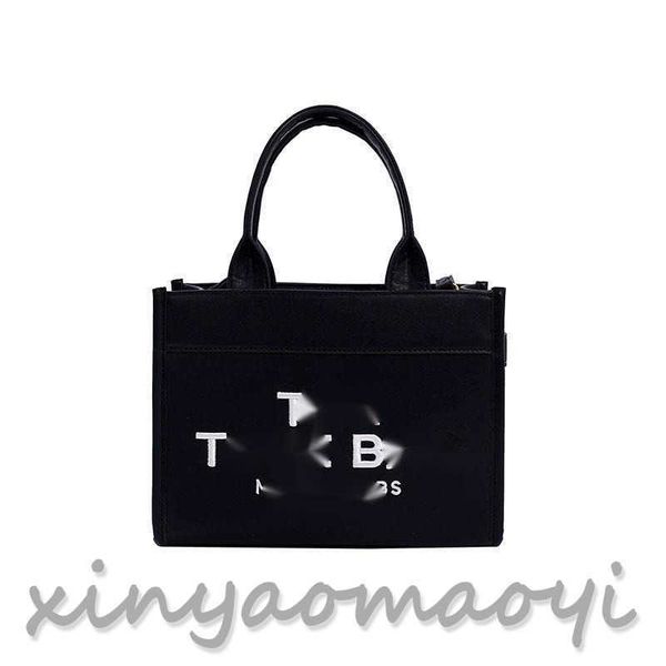 designer tote bags four seasons crossbody shopping bag designer purses and handbags lady luxury famous brands pu shoulder bag for women gift
designer tote bags four seasons crossbody shopping bag designer purses and handbags lady luxury famous brands pu shoulder bag for women gift