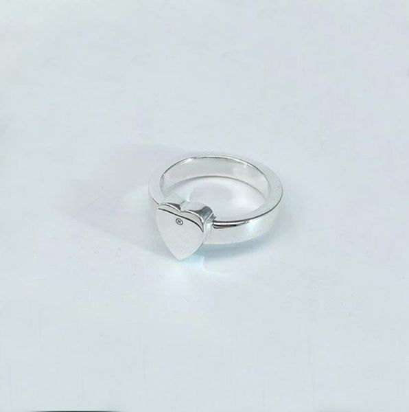 silver plated ring with heart for mens and women engagement wedding jewelry lover gift7303561
silver plated ring with heart for mens and women engagement wedding jewelry lover gift7303561