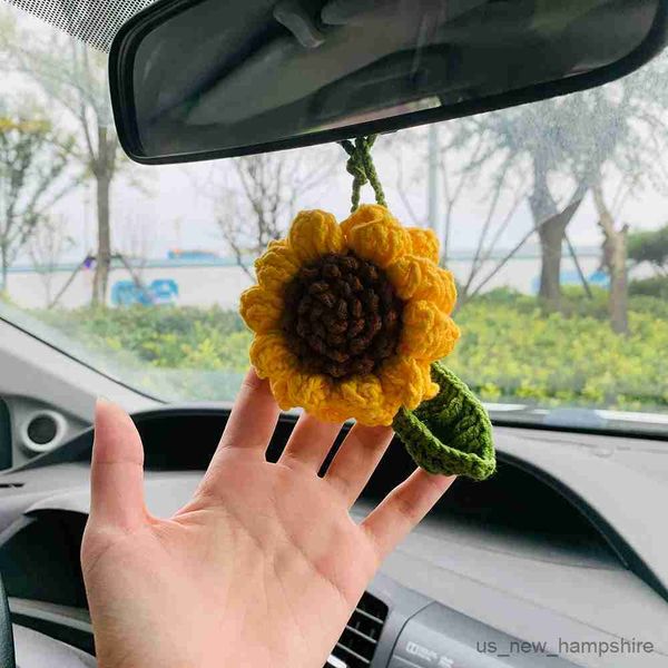 decorations handmade cute sunflower flower hanging charm fruit decor teens interior rear view mirror car accessories r230811
decorations handmade cute sunflower flower hanging charm fruit decor teens interior rear view mirror car accessories r230811