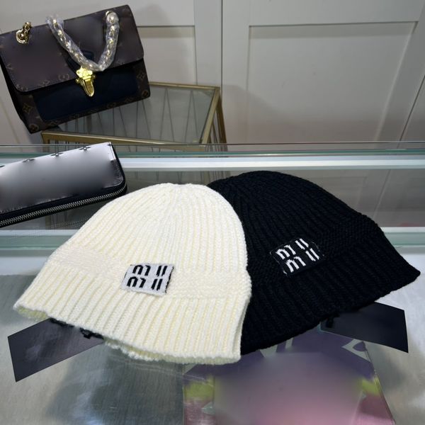 women's autumn and winter fashion designer beanie hat couples' same bonnet holiday travel sports letter embroidery in black and wh, Blue;gray
women's autumn and winter fashion designer beanie hat couples' same bonnet holiday travel sports letter embroidery in black and wh, Blue;gray