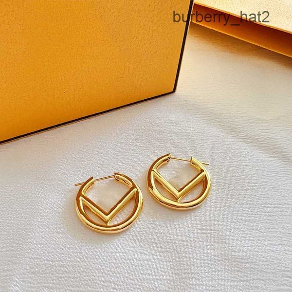 golden stud earring designer for women men luxury jewlery gold hoop stud earring retro ring pendant f earrings engagement ear stud 2303032bf
golden stud earring designer for women men luxury jewlery gold hoop stud earring retro ring pendant f earrings engagement ear stud 2303032bf