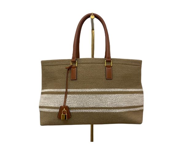 designer brand women's tote bag the latest weaving series of canvas is popular and large capacity l can be stored size 44x32x16
designer brand women's tote bag the latest weaving series of canvas is popular and large capacity l can be stored size 44x32x16