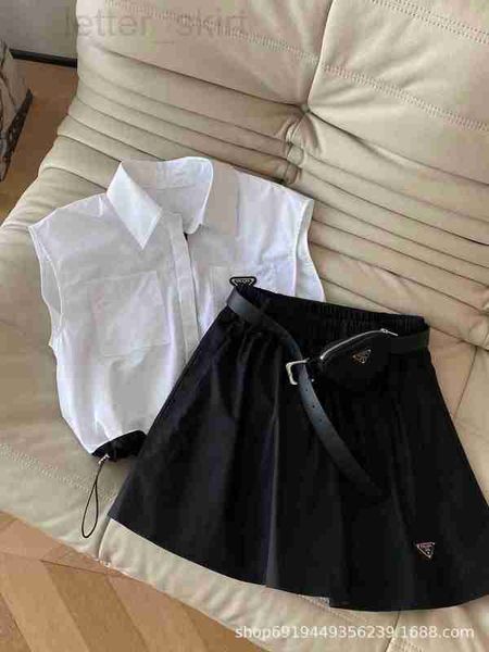 skirts designer p family 23 summer new versatile half skirt high waist umbrella mini short with small body bag decoration e2uy, Black
skirts designer p family 23 summer new versatile half skirt high waist umbrella mini short with small body bag decoration e2uy, Black