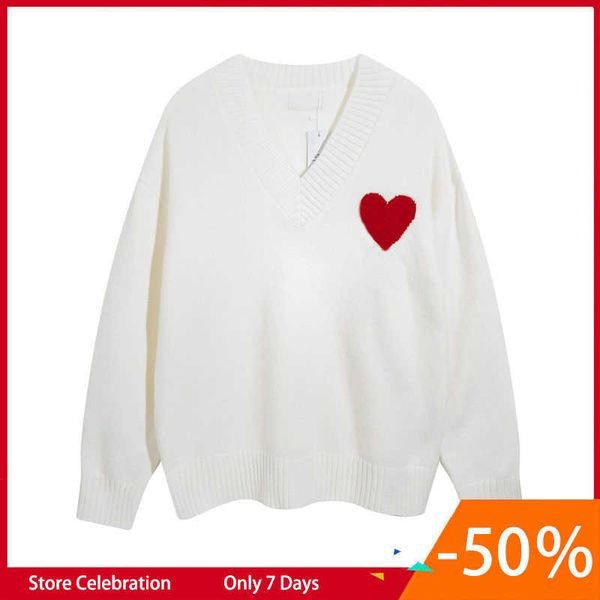 designers new sweater love heart a man woman lovers couple cardigan knit v round neck high collar womens fashion letter white black long sle
designers new sweater love heart a man woman lovers couple cardigan knit v round neck high collar womens fashion letter white black long sle