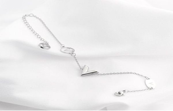 designer jewelry golden bracelets necklace earrings charm round letter l home women bracelet link luxury designer hollow birthday 8044970, Golden;silver
designer jewelry golden bracelets necklace earrings charm round letter l home women bracelet link luxury designer hollow birthday 8044970, Golden;silver