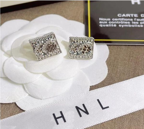 fashion luxury brand earrings charm high end style exclusive to women fine accessories designer jewelry travel shopping with selec4872442, Golden;silver
fashion luxury brand earrings charm high end style exclusive to women fine accessories designer jewelry travel shopping with selec4872442, Golden;silver