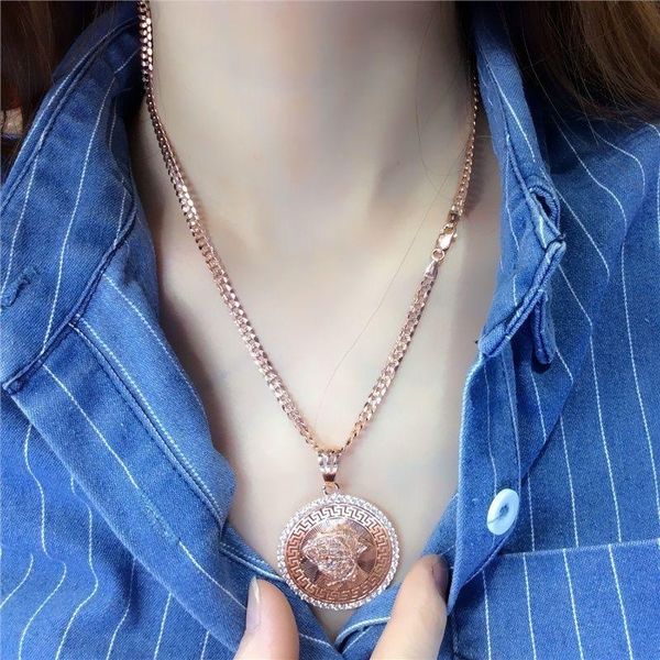 2023 new designer necklaces, fashion brand necklaces, men's and women's 18k necklaces, and carefully crafted 0013, Silver
2023 new designer necklaces, fashion brand necklaces, men's and women's 18k necklaces, and carefully crafted 0013, Silver