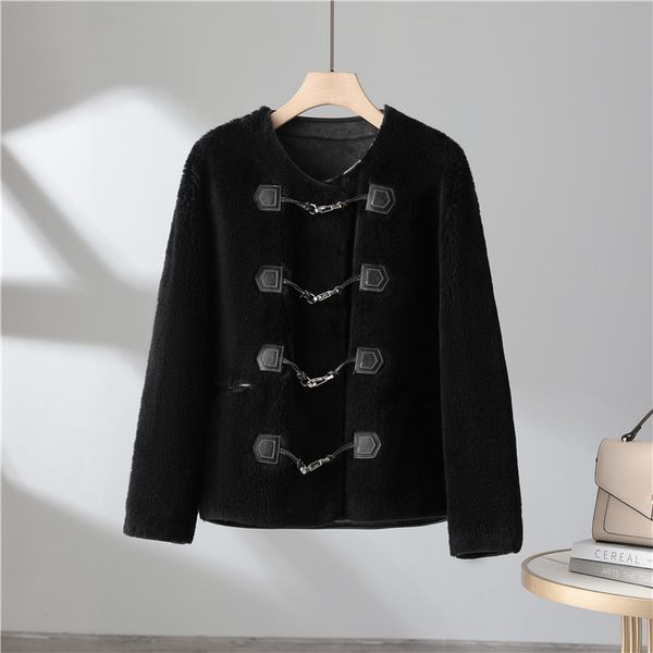 faux shearling coat size medium short coat outwear jacket, Black;brown 
faux shearling coat size medium short coat outwear jacket, Black;brown