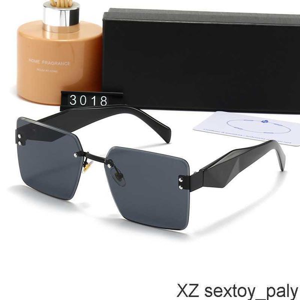 designer luxury sunglasses for women men fashion outdoor classic style belt eyewear goggles polarizing sport driving with original box and l, White;black
designer luxury sunglasses for women men fashion outdoor classic style belt eyewear goggles polarizing sport driving with original box and l, White;black
